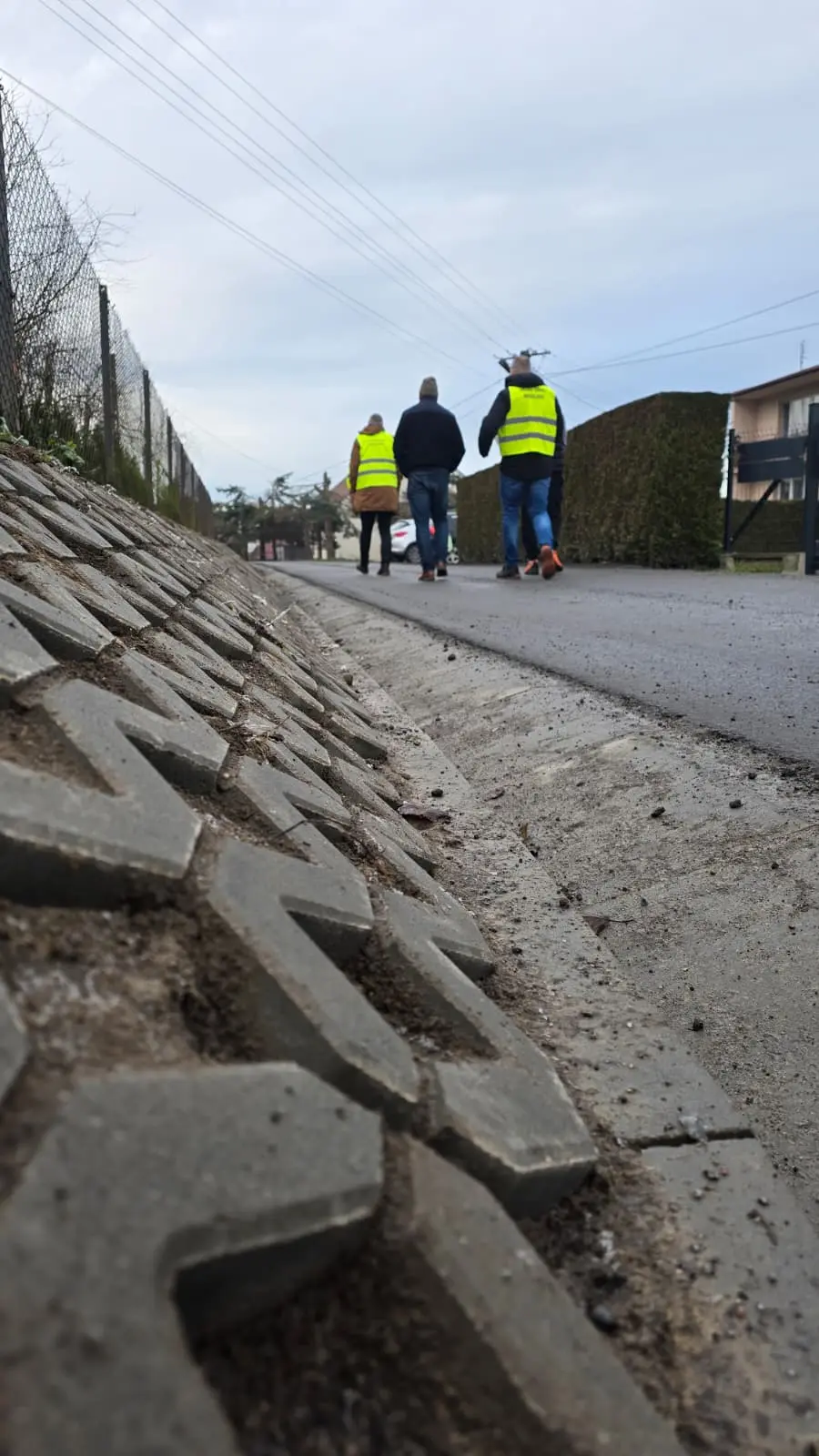 Ul. Zacisze w Chorowicach