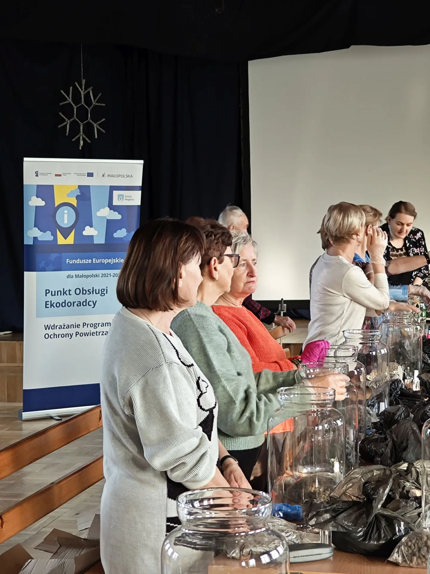 Stwórz swój mikro ekosystem w słoiku