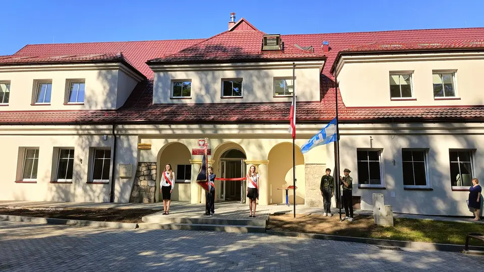 Budynek Szkoły Podstawowej w Libertowie
