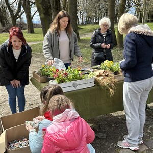 osoby biorące udział w sprzątaniu Gminy 
