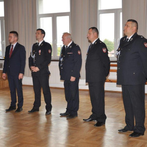Przekazanie mundurów bojowych dla OSP Mogilany